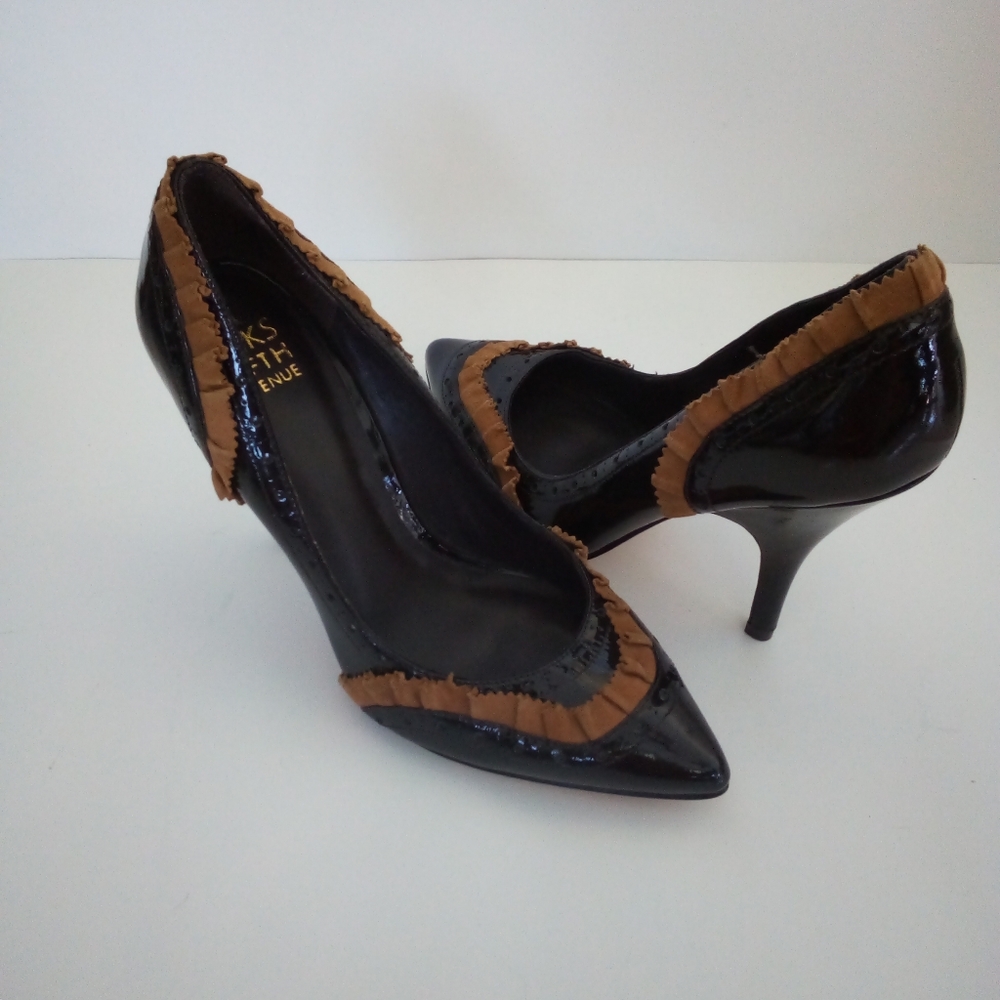 Women's Saks fifth avenue heels size 7